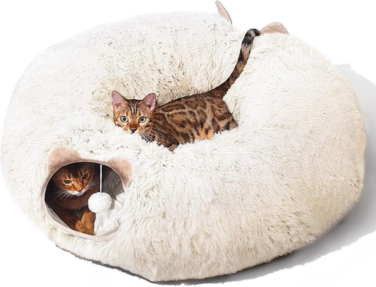 Cozy Cat Tunnel Bed (Christmas Edition)