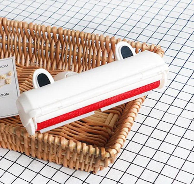 Pet Hair Remover Roller WigglyTailNeeds