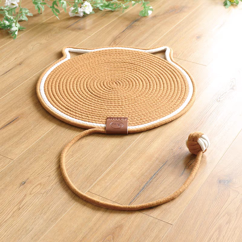 Ball integrated cat scratching mat YourCatGoodies